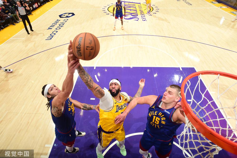 巴塞罗那显 巴塞罗那显